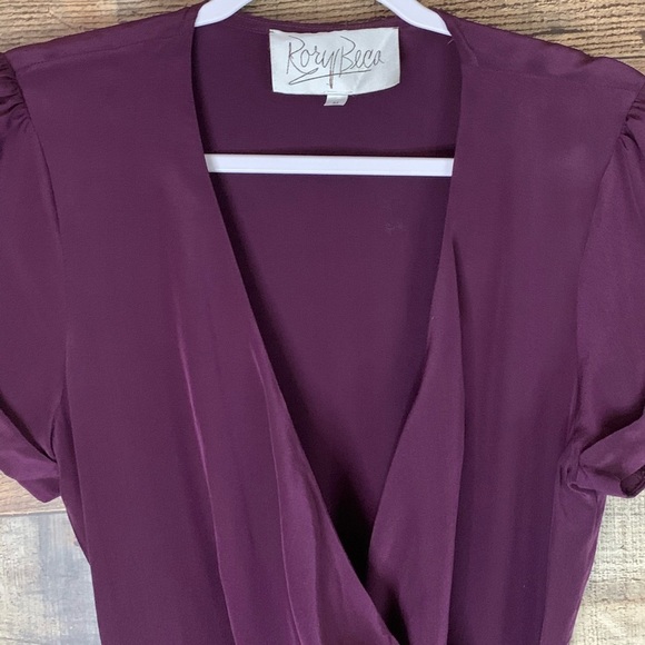 Rory Beca purple 100% silk shorts romper Size Medium - Picture 6 of 9